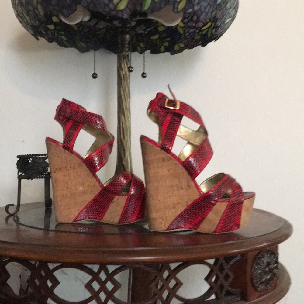 Classic Red Snakeskin Wedge